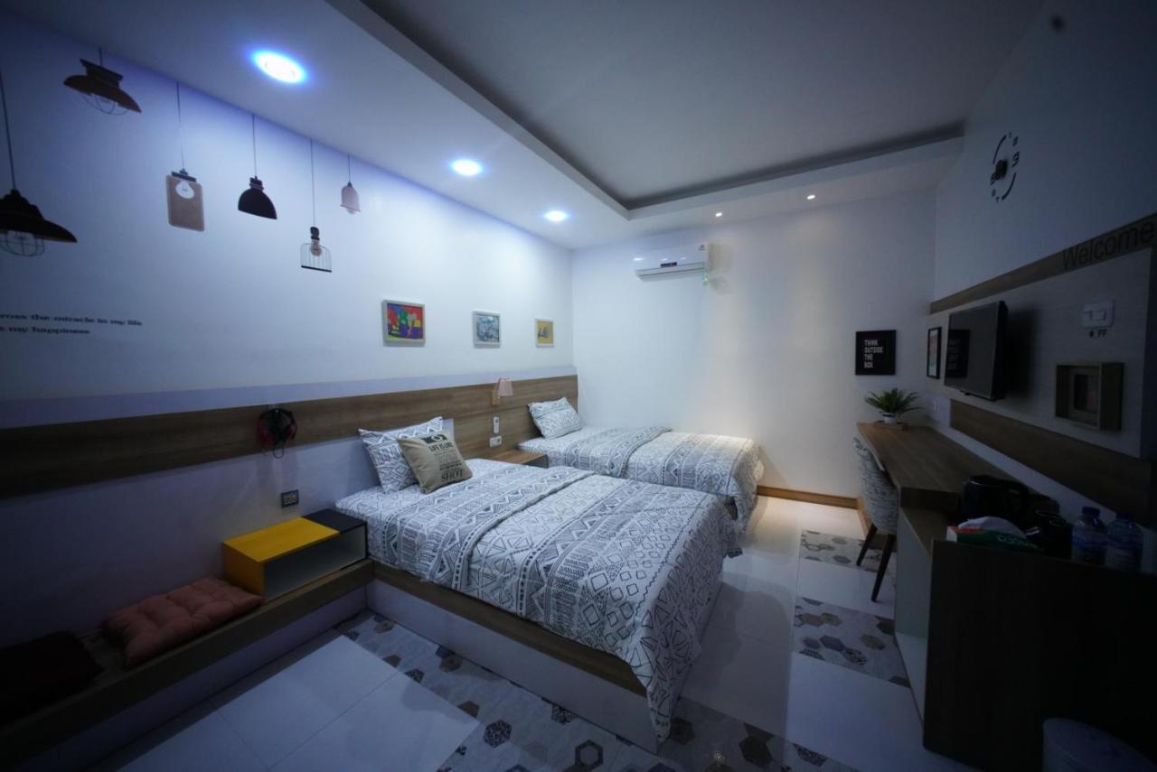Lawaka Hotel Ampana Extérieur photo